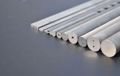 2 Flute vs 4 Flute End Mill: Which One Should You Use?